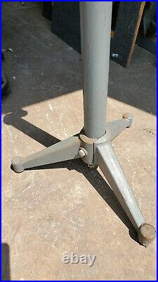 Delta Rockwell Wood Lathe Outboard Floor Stand Cast Iron Turning Tool 12 DDL191