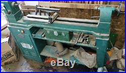 Grizzly, G1495, 17 x 40 Wood Lathe Built in Disk Sander, 3/4hp, With Duplicator