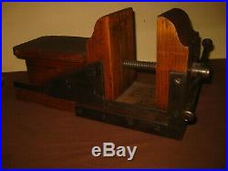 Old Primitive Carpentry Carpenter Press Wood Wooden Lathe Vise Clamp Tool 1900