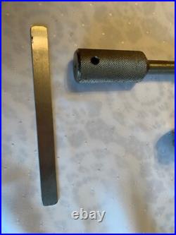 Vintage MACHINIST TOOL Unknown LATHE TOOL ATTACHMENT Mitutoyo Box SBM. 425. C